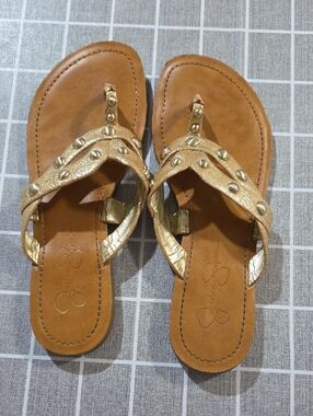 Jessica Simpson Metallic Gold Studded Thong Sandals with Brown Footbed